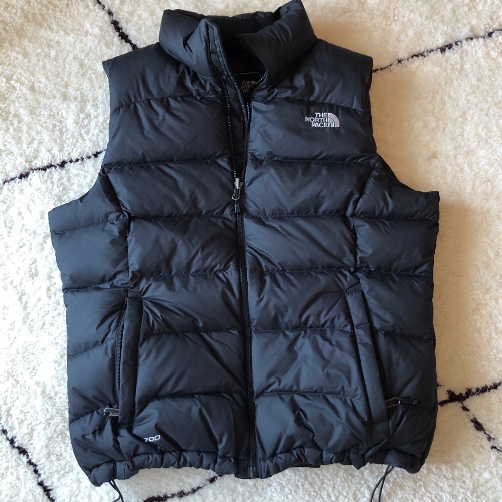 Women’s North Face puffer vest size Large
